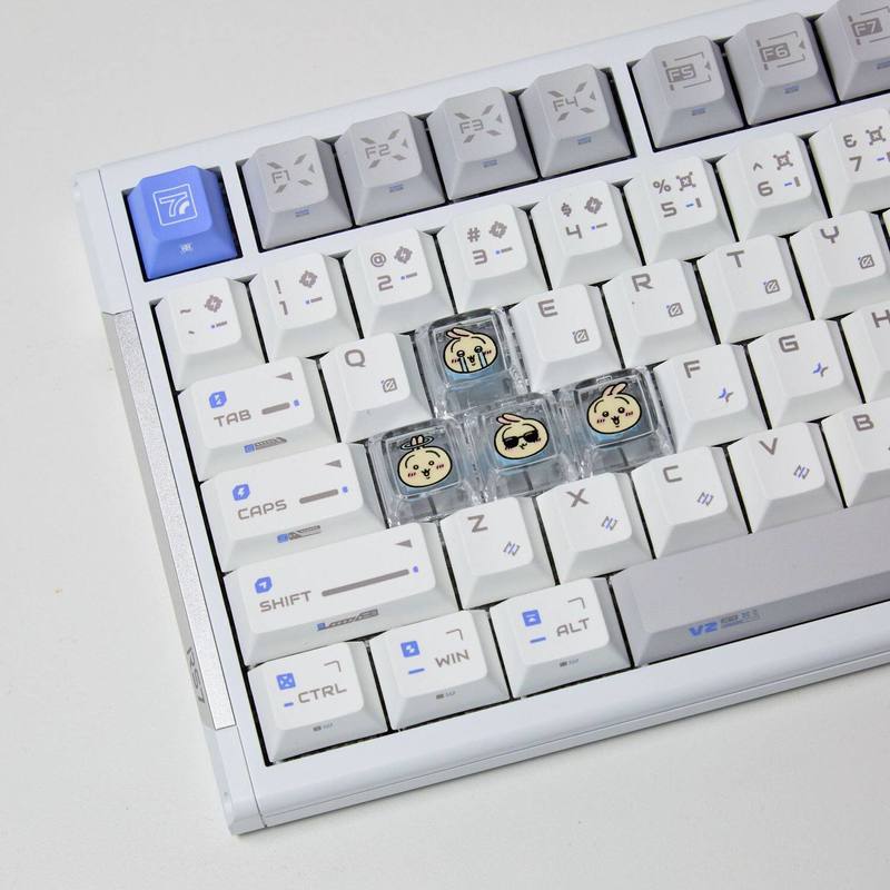 Chiikawa 4 個手作り透明 PC バックライト付きパ - Pc Gaming Keyboards のレビューと価格